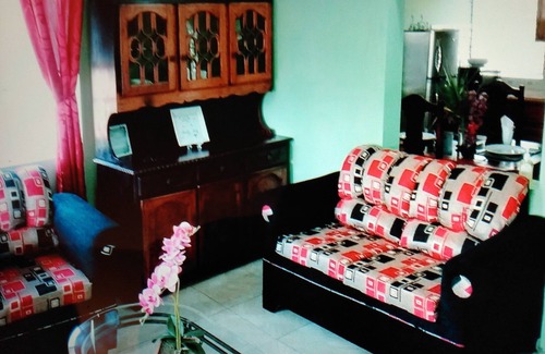 West Gate Hills Apartment | Spacious comfy 1 bedroom apt, no sharing. Sunrise & sunset mountain view.