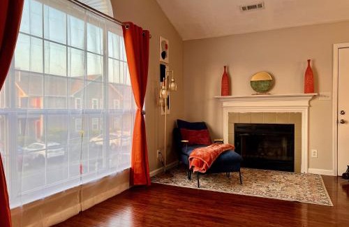 Madison Apartment | Spacious Corporate Condo - 2bd/2ba