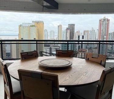 Umarizal Apartment | Spacious Full-Floor Apartment, High Floor, Prime Location, Panoramic Views