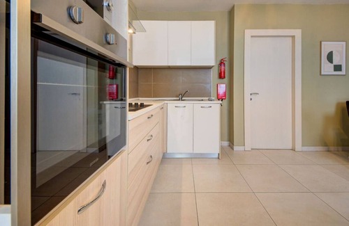 Pieta Apartment | Spacious, fully equipped 4BR home in Pietà w/WIFI