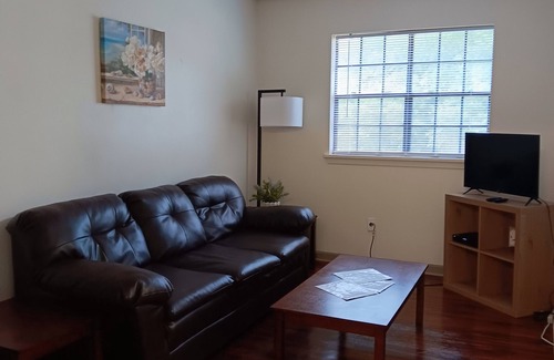 New Iberia Apartment | Spacious Furnished 2 Bedrooms, 1 Bathroom Apartment! nYour Home Away from Home