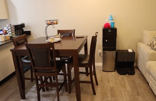 Edinburg Apartment | Spacious Getaway near UTRGV w/King Bed near UTRGV!