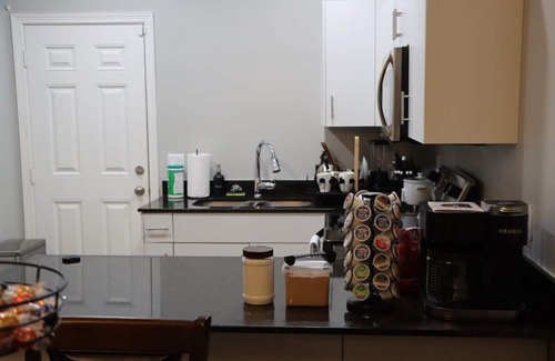 Edinburg Apartment | Spacious Getaway near UTRGV w/King Bed near UTRGV!