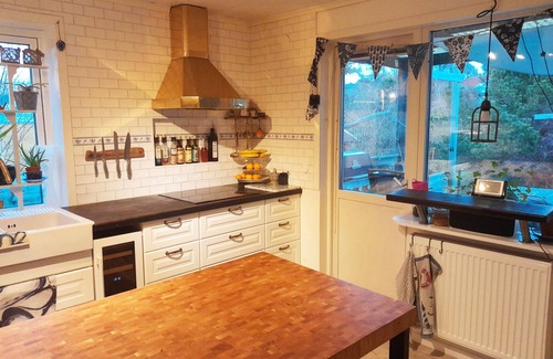 Hono Apartment | Spacious holiday apartment on picturesque Hönö | SE08073