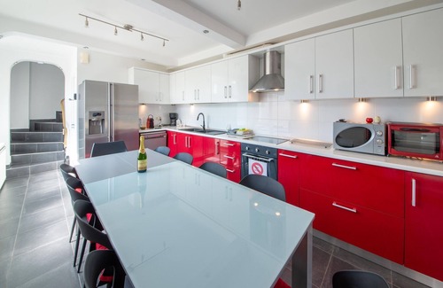 Elsenborn House | Spacious holiday home with garden