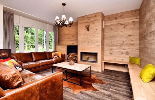 Our House | Spacious holiday home in Libin with large terrace