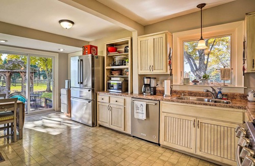 Chickamauga House | Spacious Home + Acreage, 16 Mi to Chattanooga