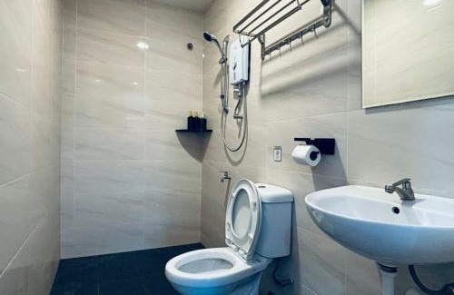 Malacca City House | Spacious Home for Families, COMFY HILL