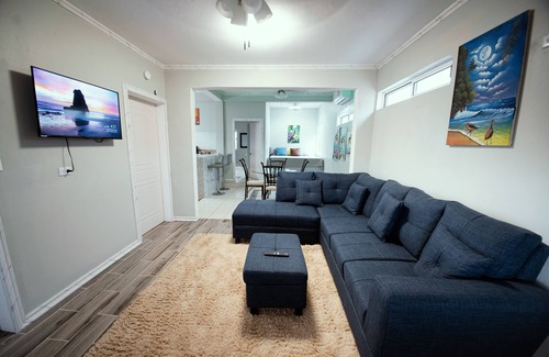 Corozal Apartment | Spacious hotel suites with 8 bedrooms and WiFi, AC in charming Corozal