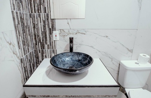 Corozal Apartment | Spacious hotel suites with 8 bedrooms and WiFi, AC in charming Corozal