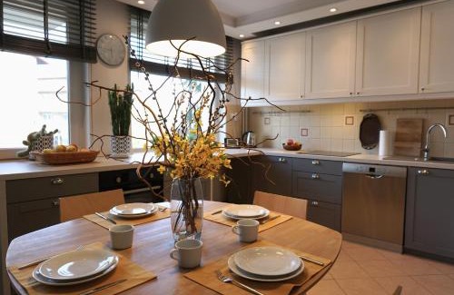 Rzeszow House | Spacious House