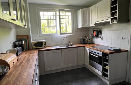 Cazoules Villa | Spacious house with large garden in the Périgord countryside near the Dordogne beach