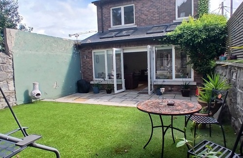 Stoneybatter House | Spacious, LightFilled 3BD Home Beside Phoenix Park
