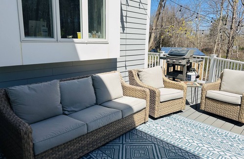 North Scituate House | Spacious new home 6-minute drive to beaches and historic Scituate Harbor!