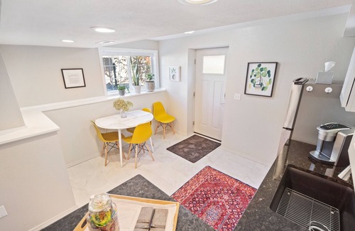 Fairwood Apartment | Spacious, Private Home Away From Home with Hot Tub