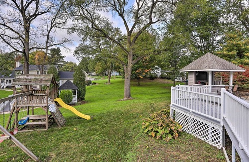 Amherst Cottage | Spacious Refuge w/Private Pool & Outdoor Bar!
