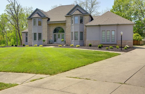 Amherst Cottage | Spacious Refuge w/Private Pool & Outdoor Bar!