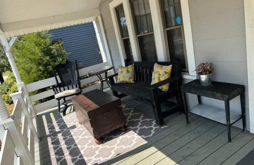 Baltimore House | Spacious Relaxing Baltimore Home with Hot Tub