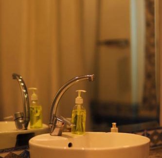 Downtown Cairo House | Spacious room in the heart of Cairo