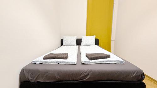 Erdberg House | Spacious Rooms - 15 Min from Airport & City Center, 5 Min from Vienna Main-Bus Station EZ7
