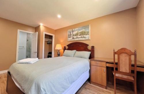 Concord House | Spacious Rooms with Bath Near Wonderland & Vaughan Mills Mall