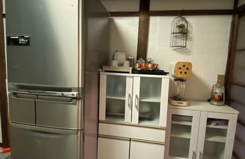 Yuki House | Spacious shared house with health sauna, fitness room, Netflix and WiFi.