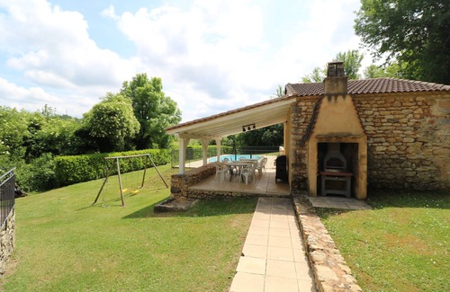 Pays-de-Belves House | SPACIOUS STONE HOUSE AND PRIVATE POOL IDEAL FOR FAMILY AND FRIENDS