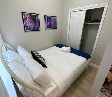 Prudential - St. Botolph Apartment | Spacious Studio Back Bay