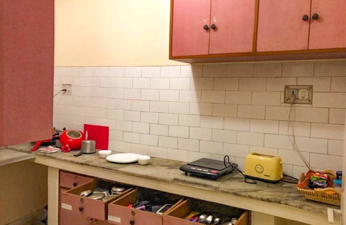 Ballygunge Apartment | Spacious, sunny, 3 bedroom apartment in the heart of the city