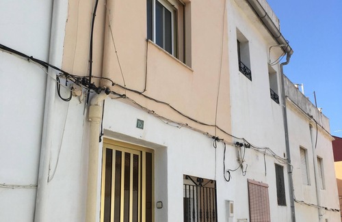 Oliva House | Spacious townhouse with roof terrace and amazing views over old town. Sleeps 6.