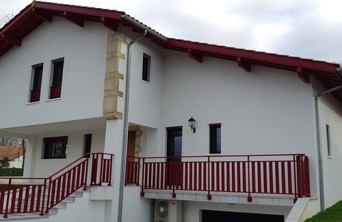 Espelette Villa | Spacious villa Espelette