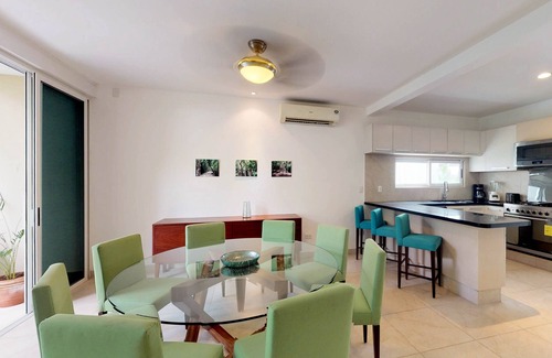 Playa del Carmen Villa | Spacious villa with balcony, patio, strong WiFi, partial AC, pool & gym