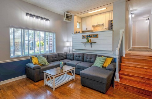 Dublin Cabin | Spacious Waterfront Home on Claytor Lake