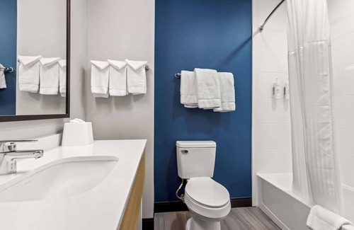 Tulsa Hotel | Spark by Hilton Catoosa