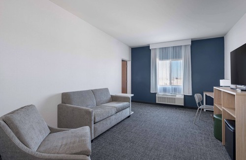 Dumas Hotel | Spark by Hilton Dumas