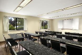 Kent Hotel | Spark by Hilton Kent Seattle