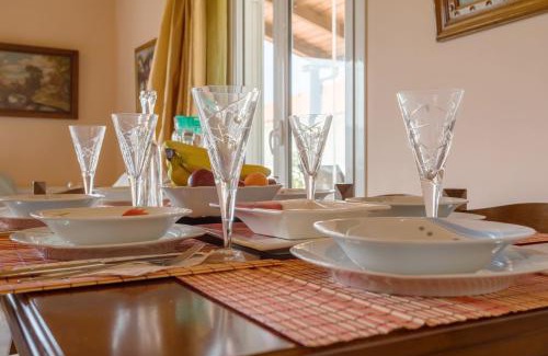 Agia Marina Apartment | sparrow apartment (Σπουργιτης)