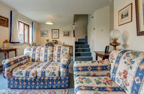 Cuddesdon Apartment | Sparrows Nest | Oxford Holiday Let | 3 Beds & Sleeps 5