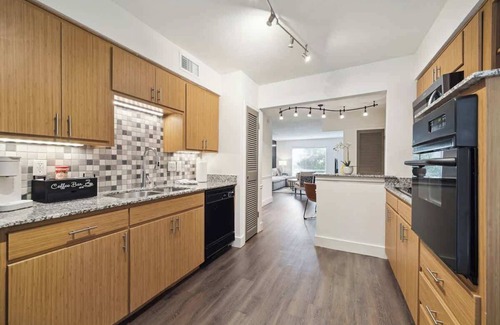 The Galleria Apartment | Special 2BR Galleria Condo Pool View Private Entrance