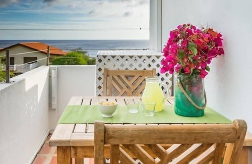 Soto Villa | SPECIAL RATES! Ocean views + private pool, 3-bds/3 baths, kids + pets welcome