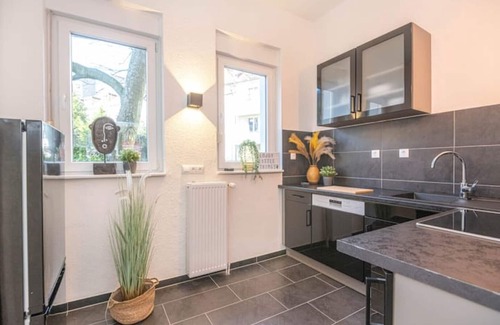 Holsterhausen Apartment | ☆ Special Studio Apartment only 5min from Messe, Netflix, Küche