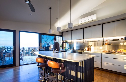 McCrae House | Spectacular Bay Views from South Channel House, McCrae