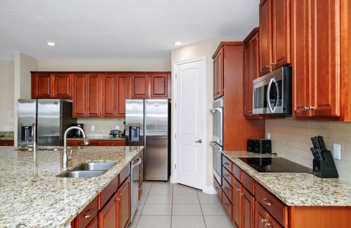 Galilee House | Spectacular Home near Disney with Private Pool, Movie Theater and Pool Table with Waterpark &.