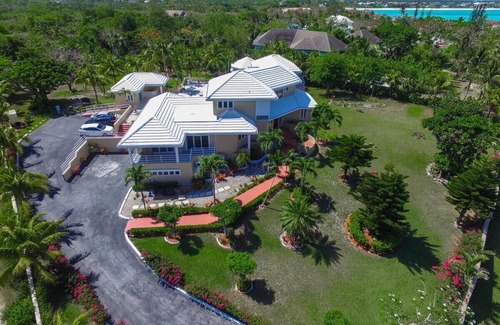 Westwind House | Spectacular luxury estate in paradise