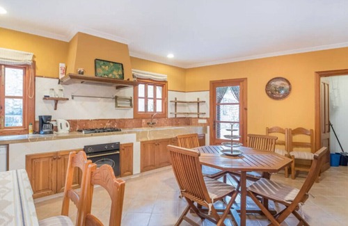 Selva Villa | Spectacular Mallorcan villa with private pool, Wi-Fi in Sierra Tramuntana