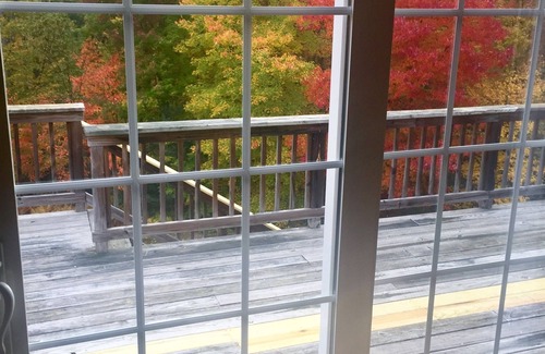 Gill House | Spectacular Mountain views with all the amentities nearby