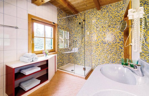 Bad Sankt Leonhard im Lavanttal House | Spend a wonderful summer vacation at 1700 m above sea level in your own alpine hut in Carinthia on t