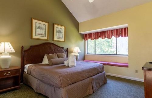 Shipyard Plantation Apartment | Spinnaker at Shipyard