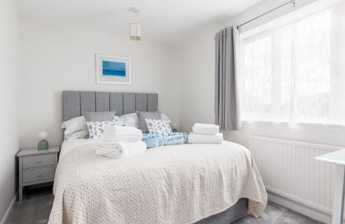 Poole House | Spinnaker House-with Tesla Electric Charging Point