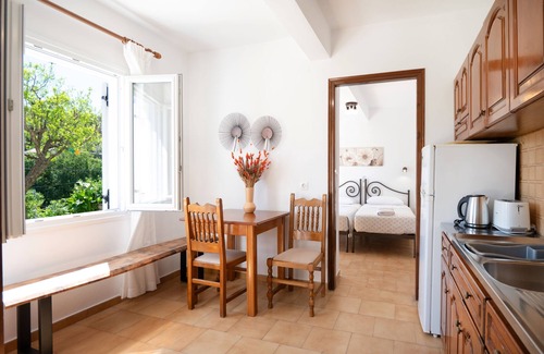 Agios Stefanos Apartment | Spiros in Saint Stephanos, Corfu - Idyllic Mediterranean Retreat